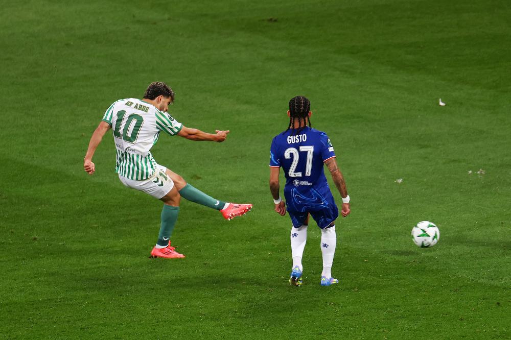 德转列瑞士球员历史身价前10：扎卡5000万欧第1，阿坎吉第2